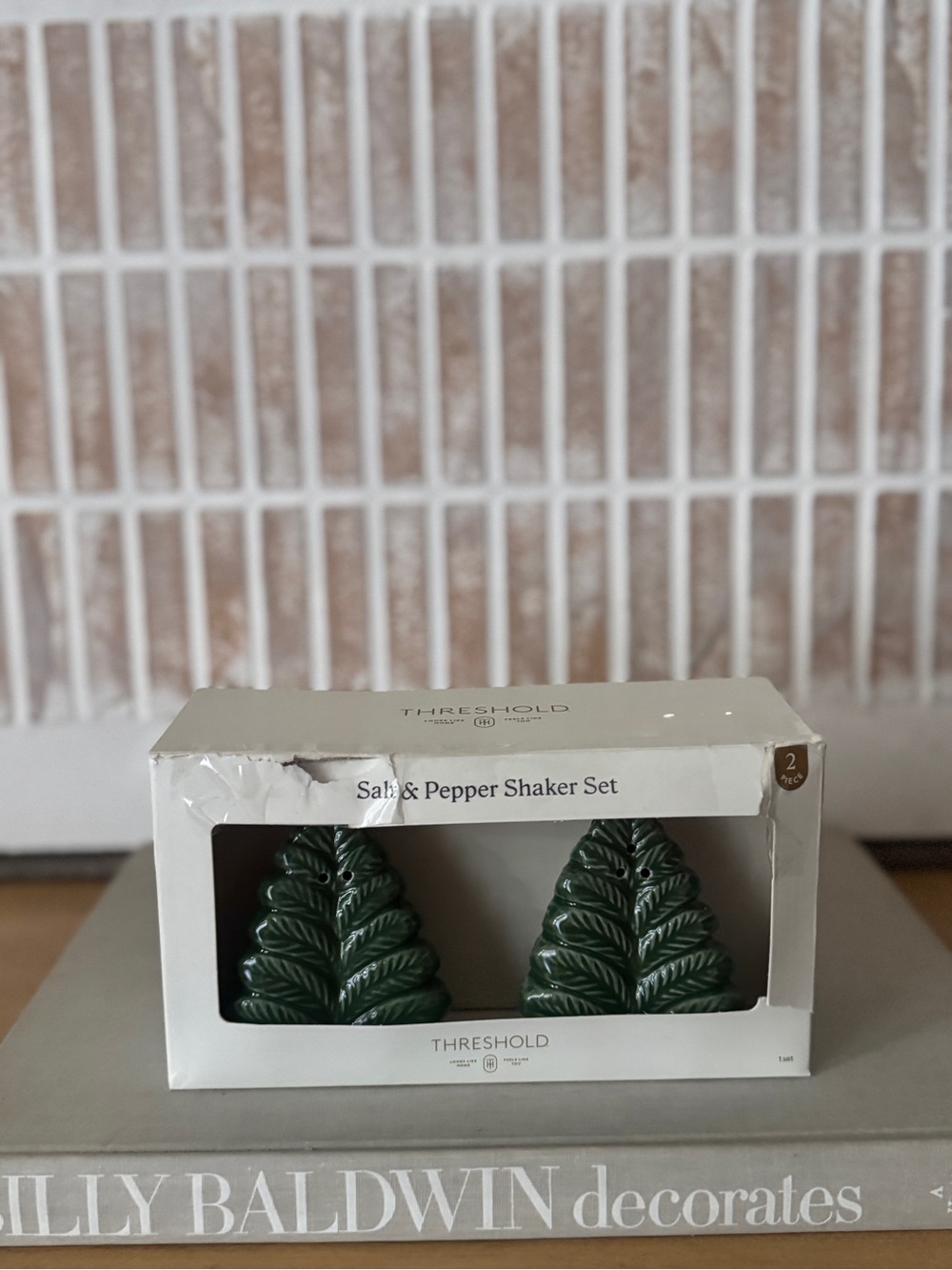 NWT Threshold Green Leaf Salt & Pepper Shaker Set